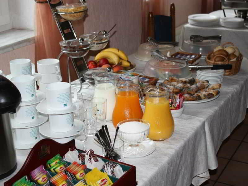 Amicus Hotel 3*